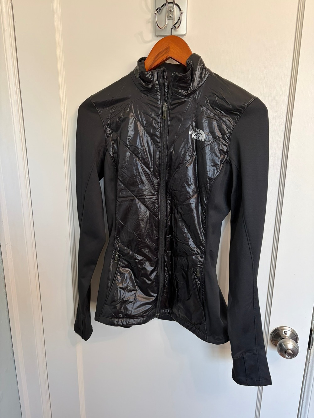 The North Face Women's PrimaLoft Hybrid Jacket Black Thumbholes Size S